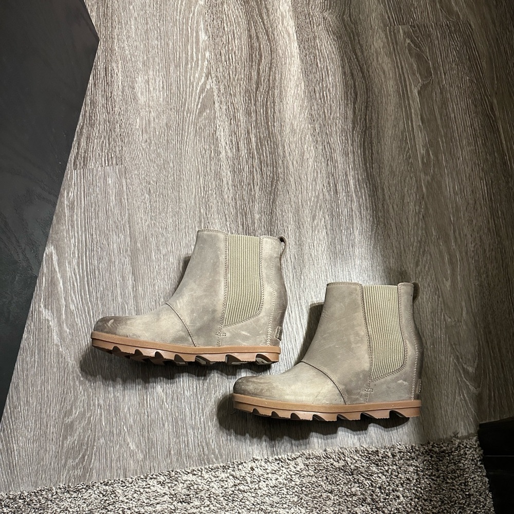 Sorel Taupe Ankle Boots
